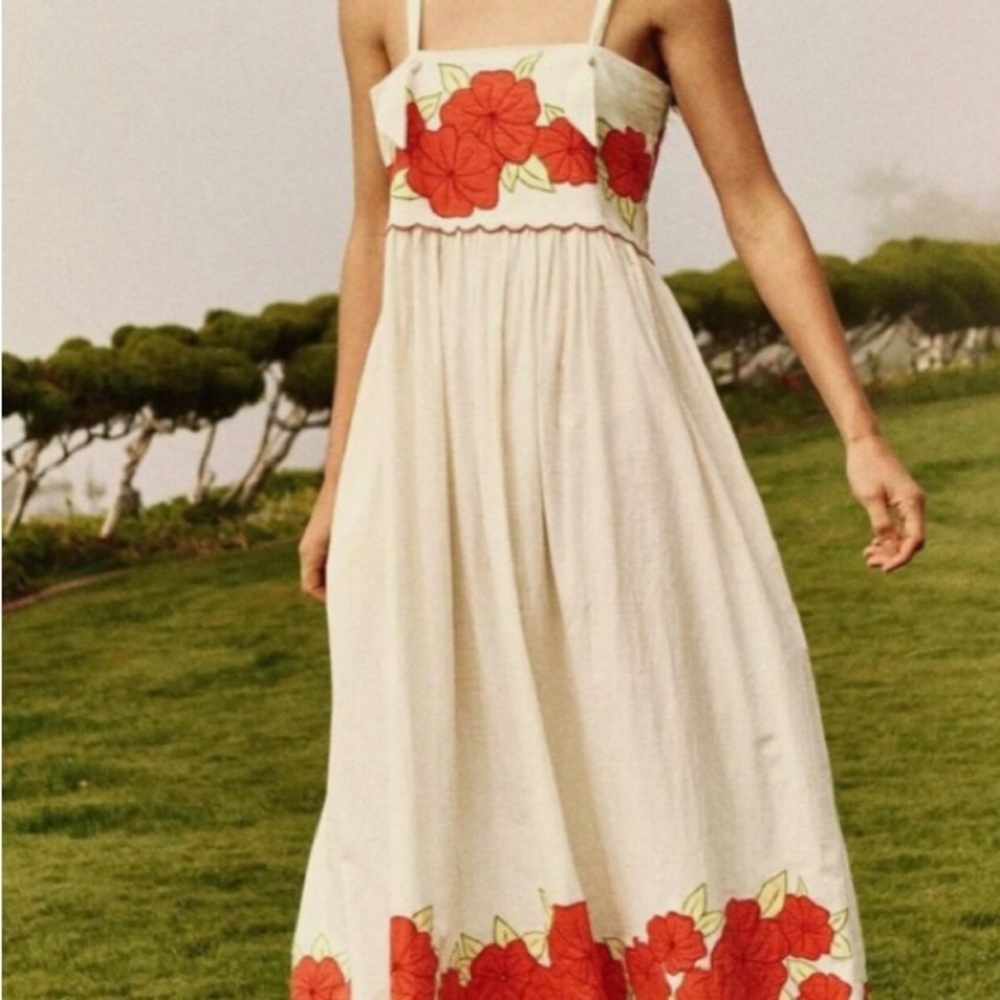 The great. Floral appliqué dress 
Brand size 1, fits like a small- medium